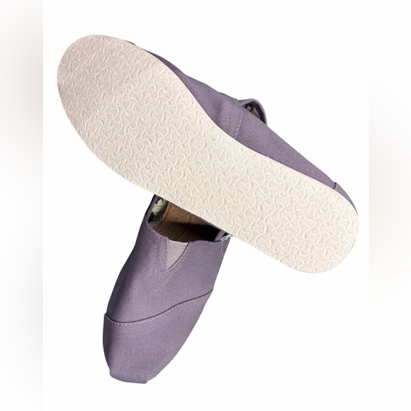 TOMS Mens Canvas Slip-Ons Gray Ash Canvas size 10 NWT main image 4